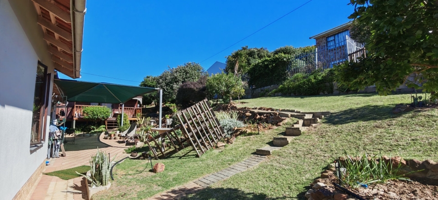 3 Bedroom Property for Sale in Dana Bay Western Cape